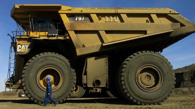 Caterpillar 797 truck powered by its C175-20 engine