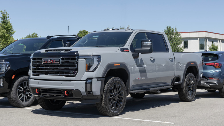 2023 GMC Sierra 2500, front-left three-quarter view