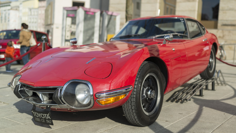 Toyota 2000GT