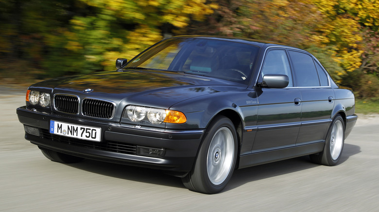 E38 BMW 750iL