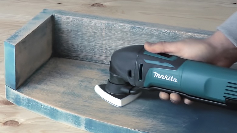 Sanding using Makita oscillating multi-tool