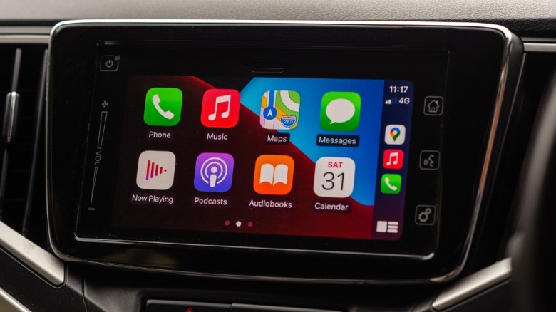 Carplay infotainment display