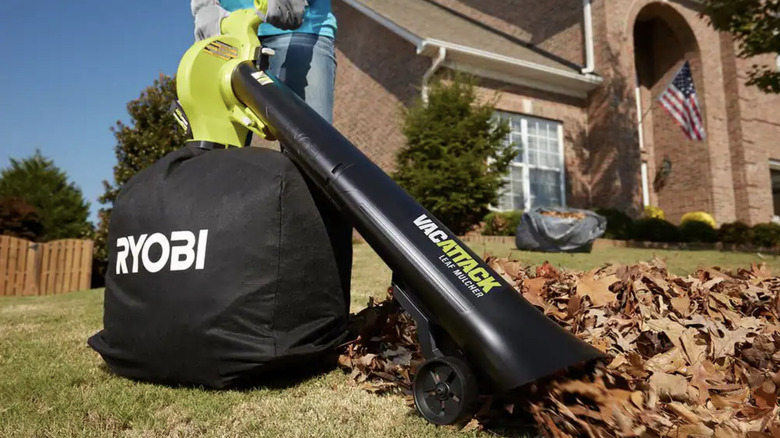 Ryobi 40V battery leaf vacuum mulcher