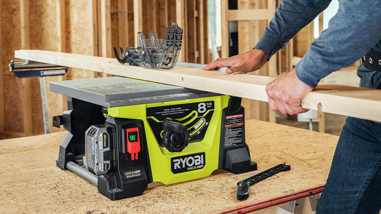 Ripping wood with a Ryobi table saw