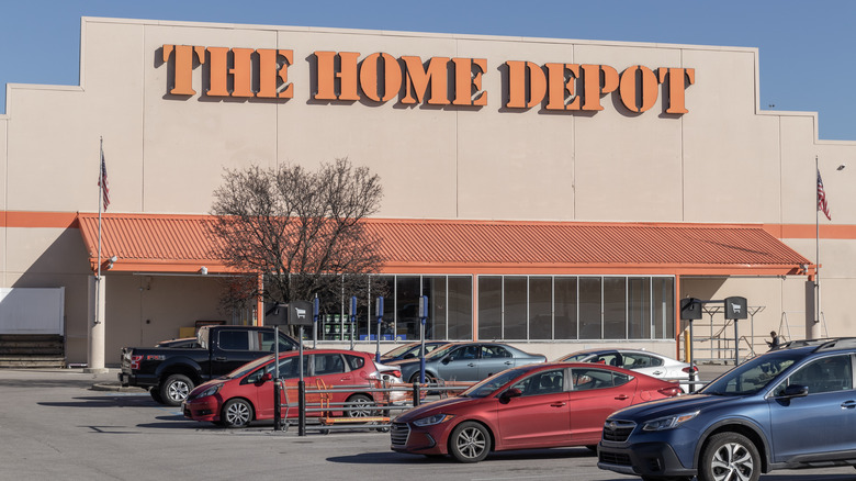 Home Depot storefront