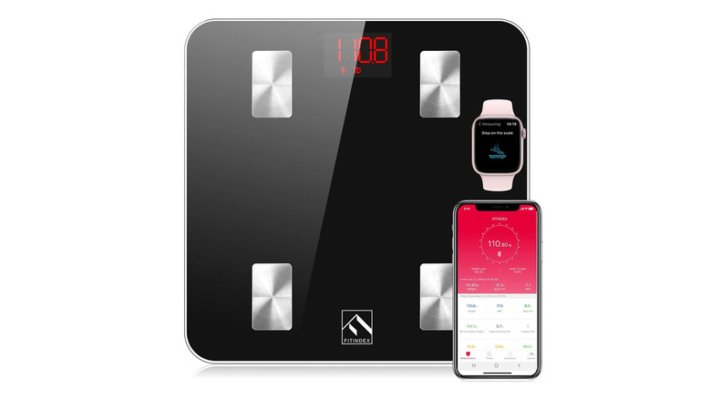 The Fitindex smart scale works with an apple watch and a mobile phone