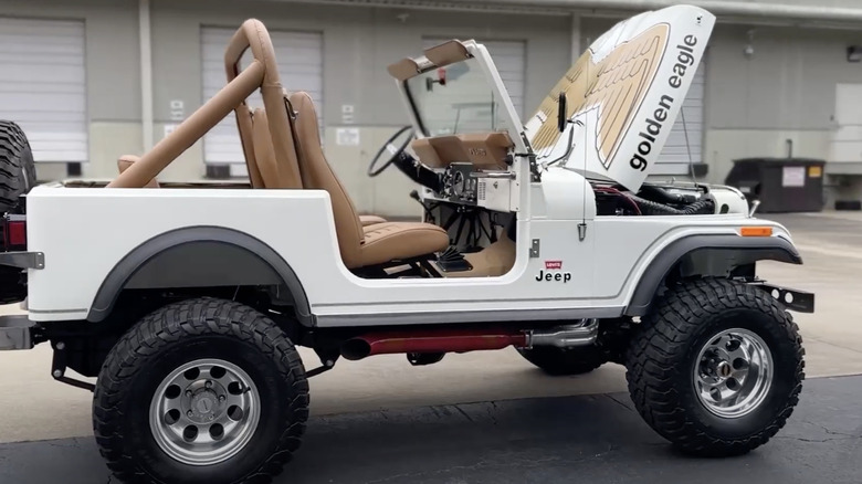 Jeep CJ7 Golden Eagle