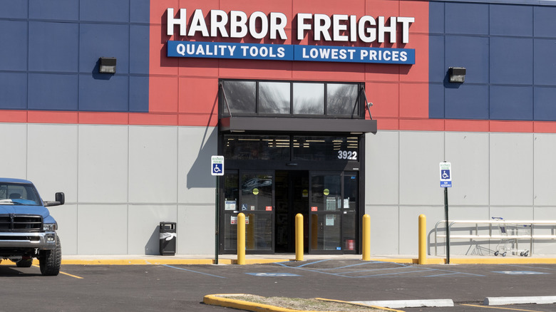 5 Things Harbor Freight Employees (Probably) Won't Tell You