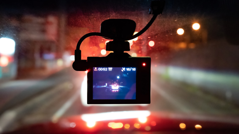 Dashcam recording night