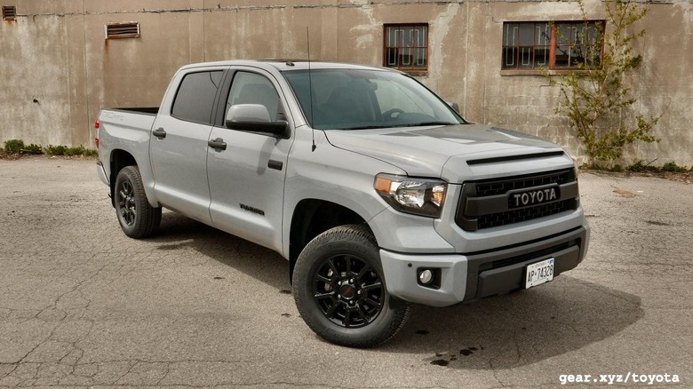 5 Things you need to know about the 2017 Toyota Tundra TRD Pro - SlashGear