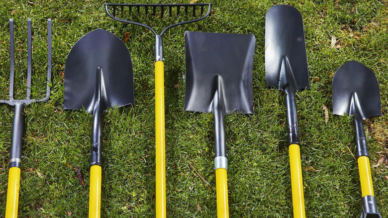 Harbor freight on sale garden hoe