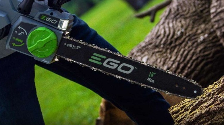 closeup ego 18-inch