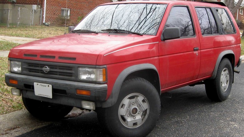 1990 Nissan Pathfinder