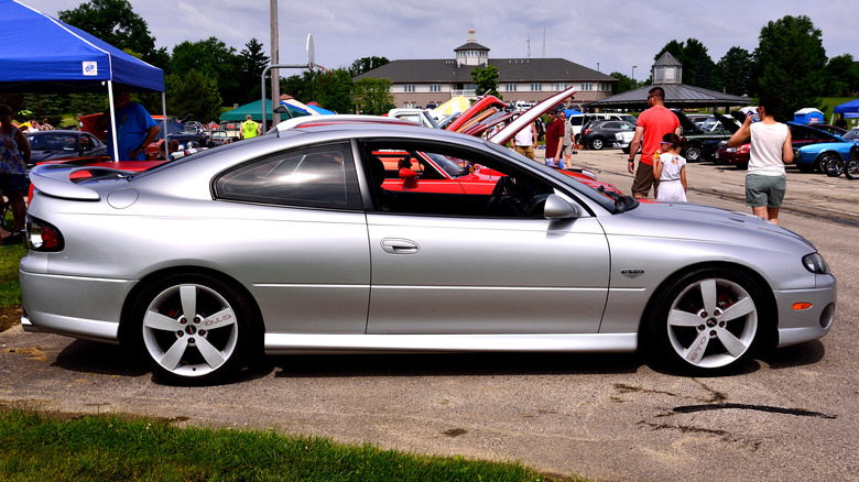 2004 Pontiac GT0 in car show