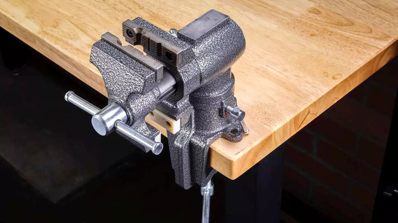 Table vise on wood table