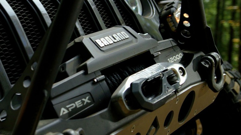 Badland Apex winch