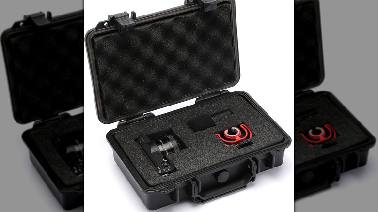 Camera stored in Casoman waterproof box