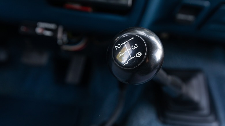 Manual shifter in Ford truck