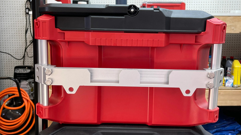 Alpha Engineered Tool Rail Mount attached to Packout box