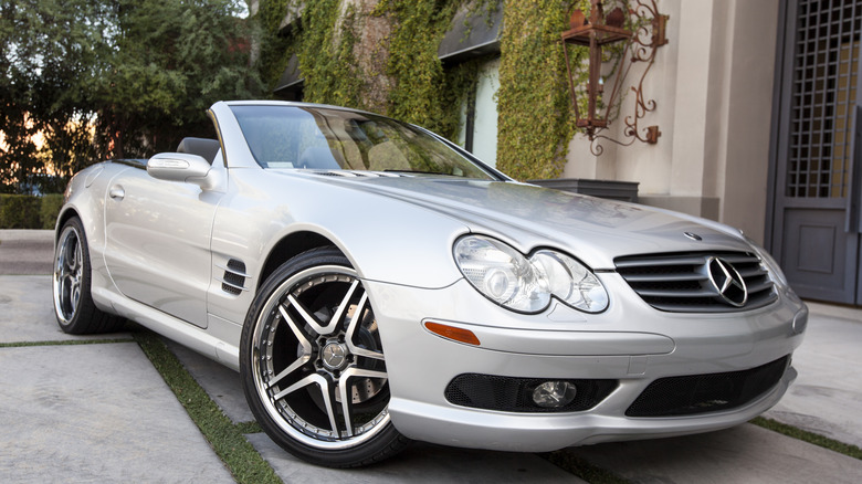 silver Mercedes-Benz 500SL