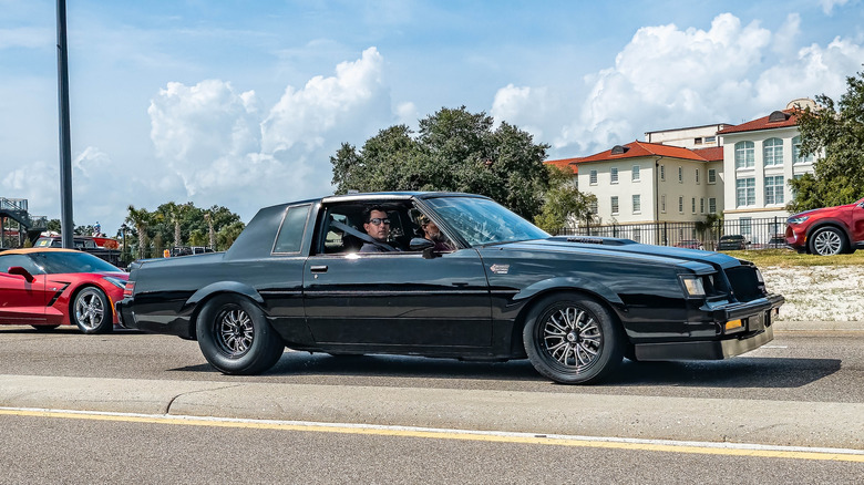 People driving 1986 Buick Regal T-Type