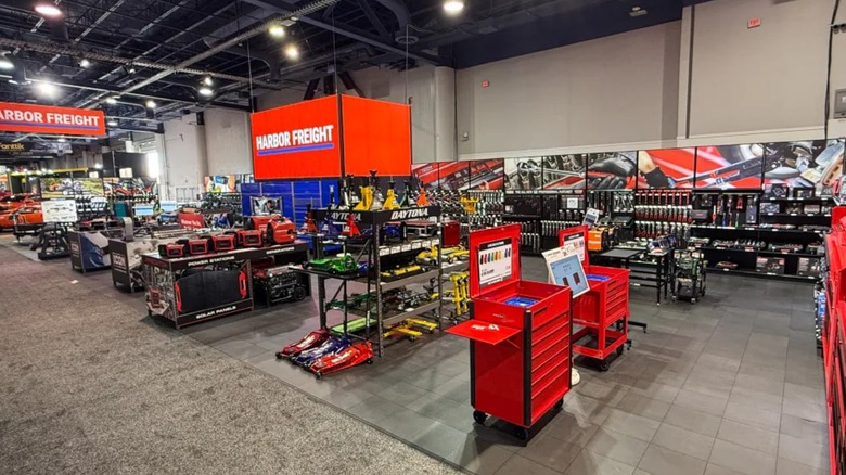 An image of the interior of a Harbor Freight store