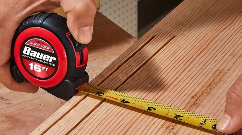 Using tape measure on wood