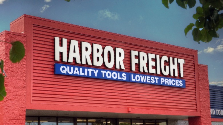 Harbor Freight storefront