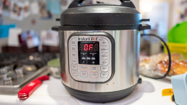 instant pot on messy counter