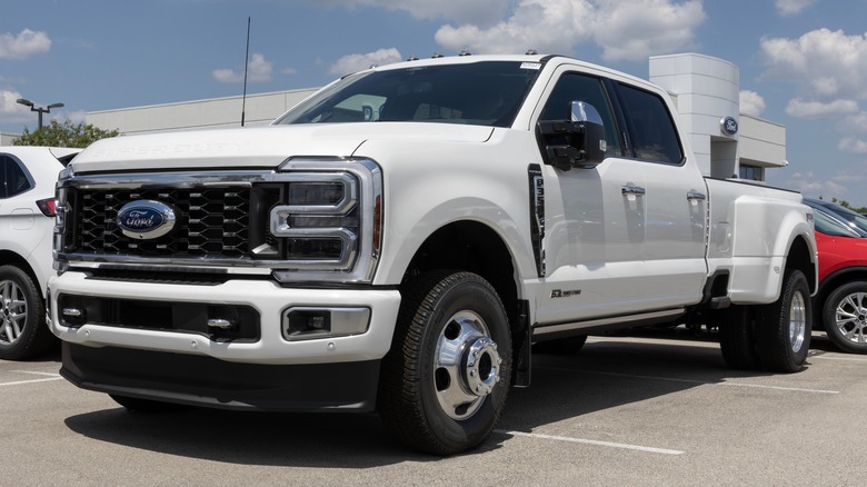 Ford F-350 Super Duty on lot