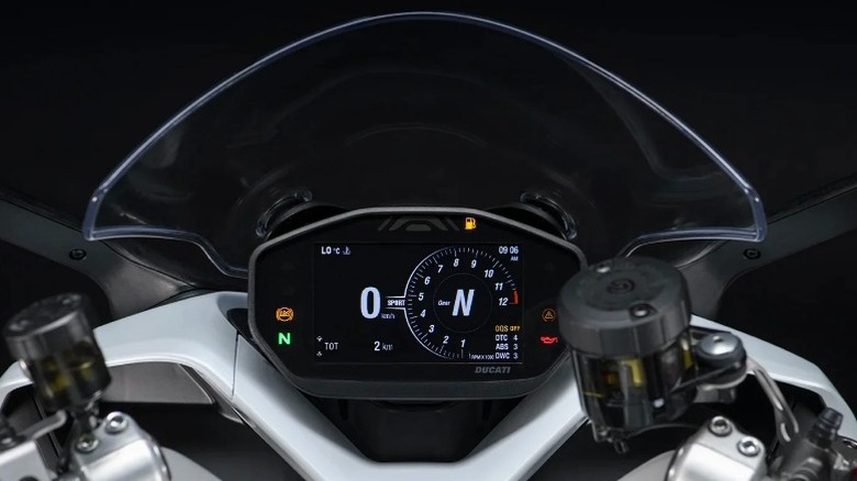 Ducati Supersport 950 dash