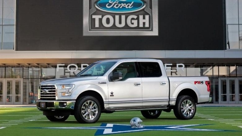 Ford F-150 Dallas Cowboys Edition side profile