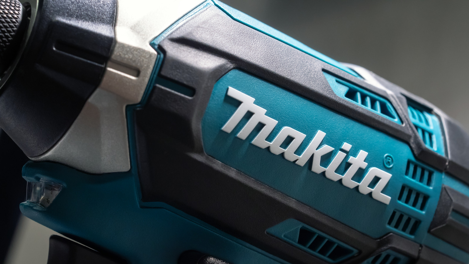 6 Of The Best Cordless Makita Impact Drivers Available (According To User Reviews)