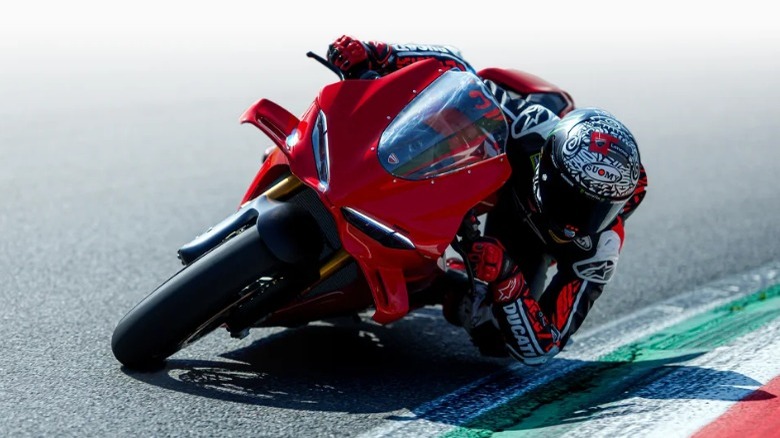 Rider turning on Ducati Panigale V4 S