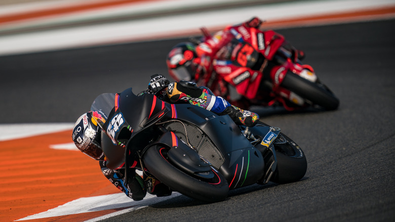 Riders turning on sport bikes