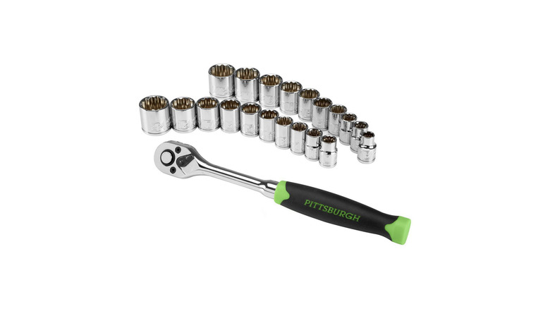 Pittsburgh 21-piece socket set