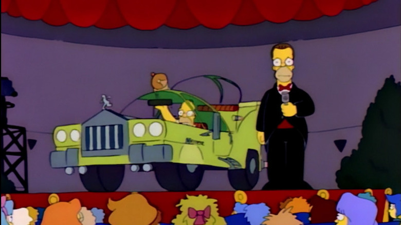 Homer driving the Homer car