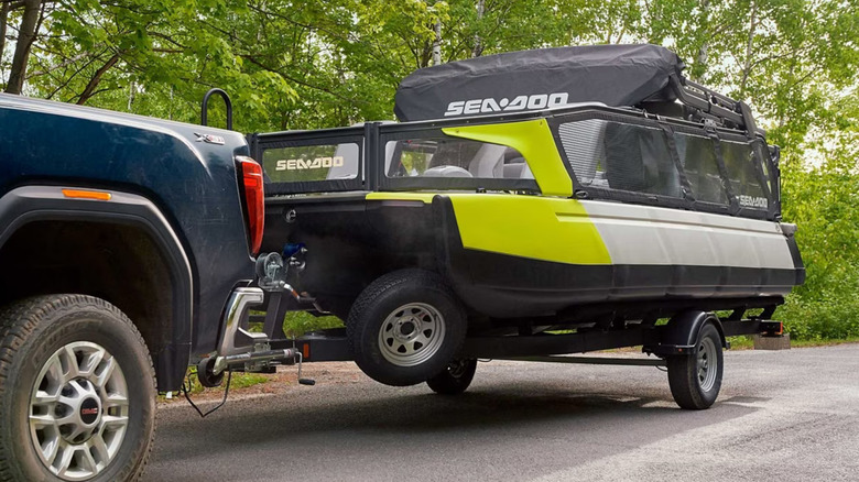 sea-doo pontoon on trailer