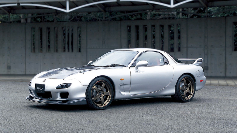 Silver Mazda RX-7 FD