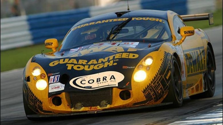 DeWalt TVR T400R racing