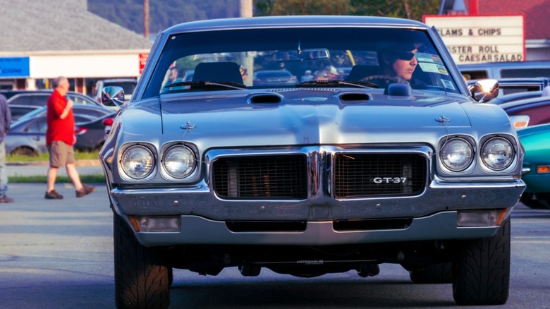 A close up front shot of a 1970 Pontiac GT-37