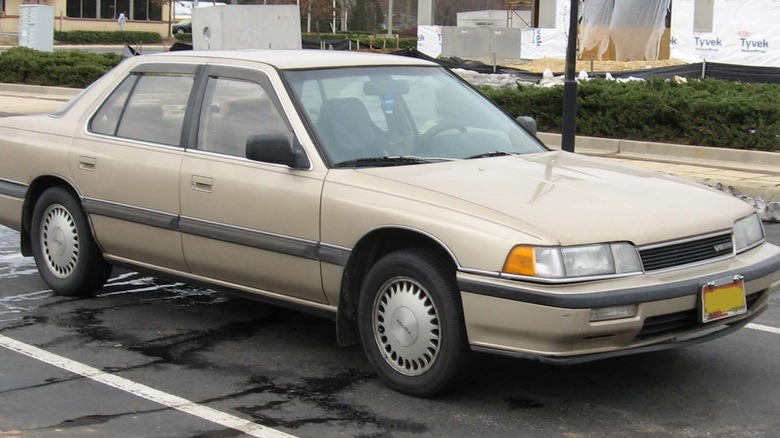 Gold 1986 Acura Legend LS