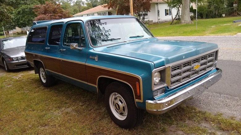 1977 Chevy Suburban