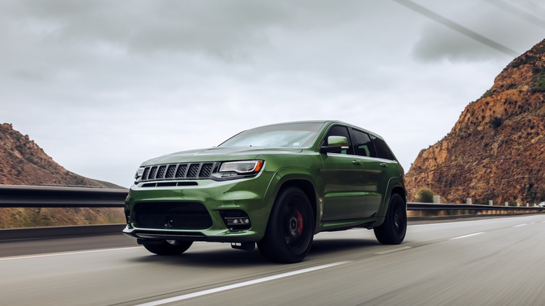 Green Jeep Grand Cherokee SRT