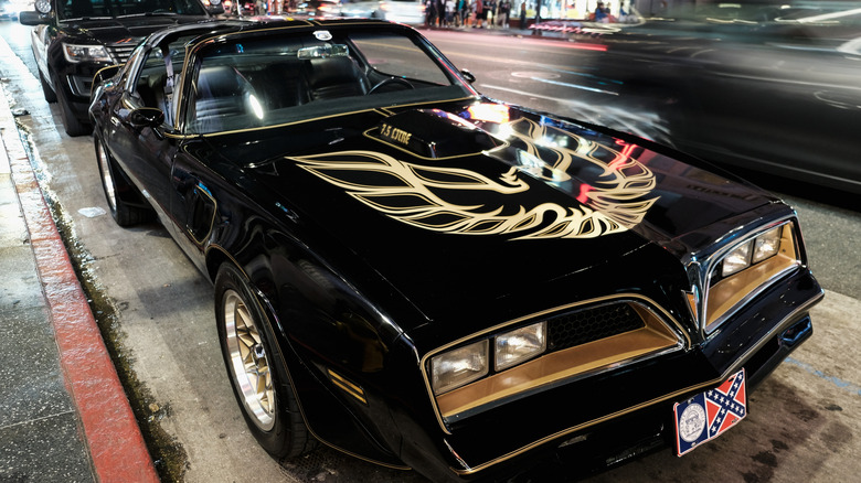 Front 3/4 view of Smokey and the Bandit Pontiac Firebird Trans Am