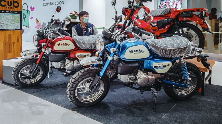 Honda 125cc Monkey motorcycles