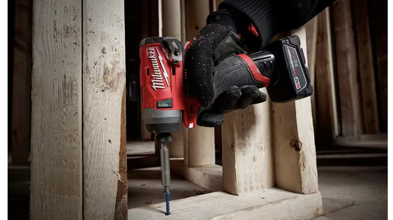 M12 Fuel ¼-inch Hex Impact Driver