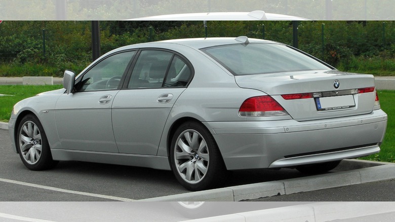 the rear of the BMW 7 Series (E65)