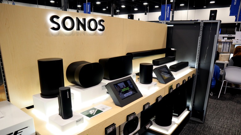 Sonos retail display