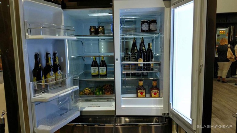 LG smart fridge contents